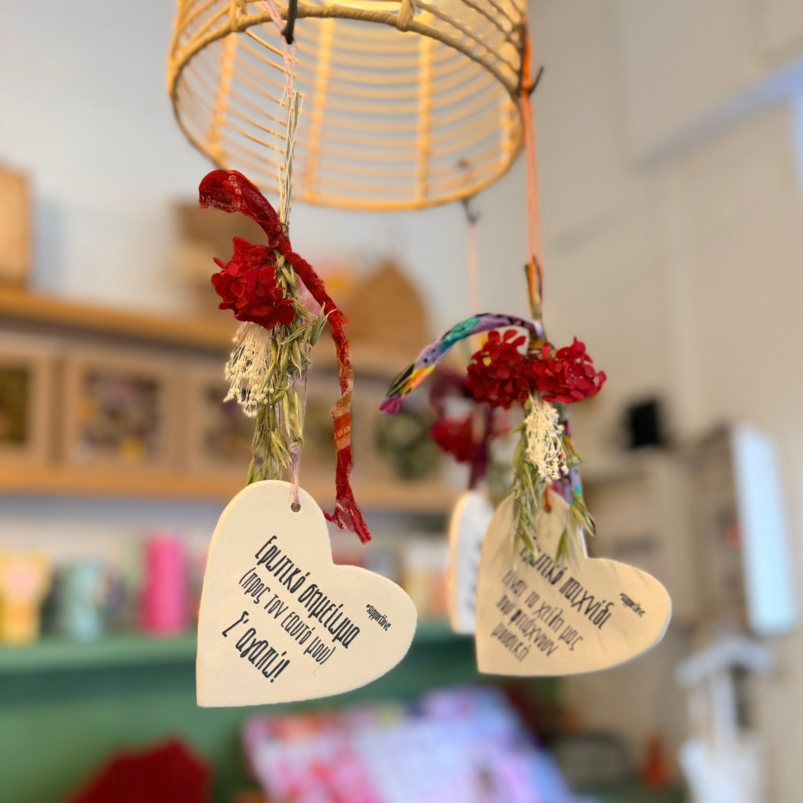 Ceramic hearts with quotes and dried bouquets