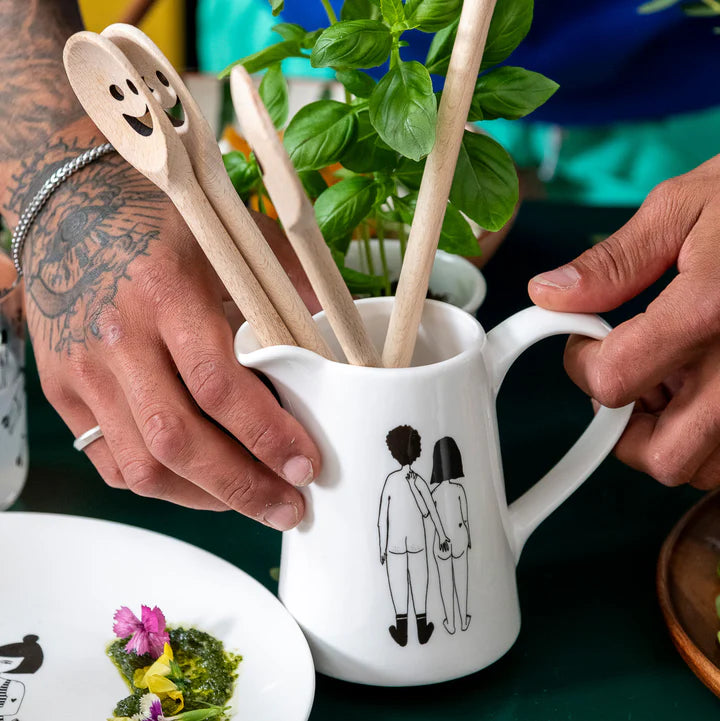 Naked couple (back) small jug