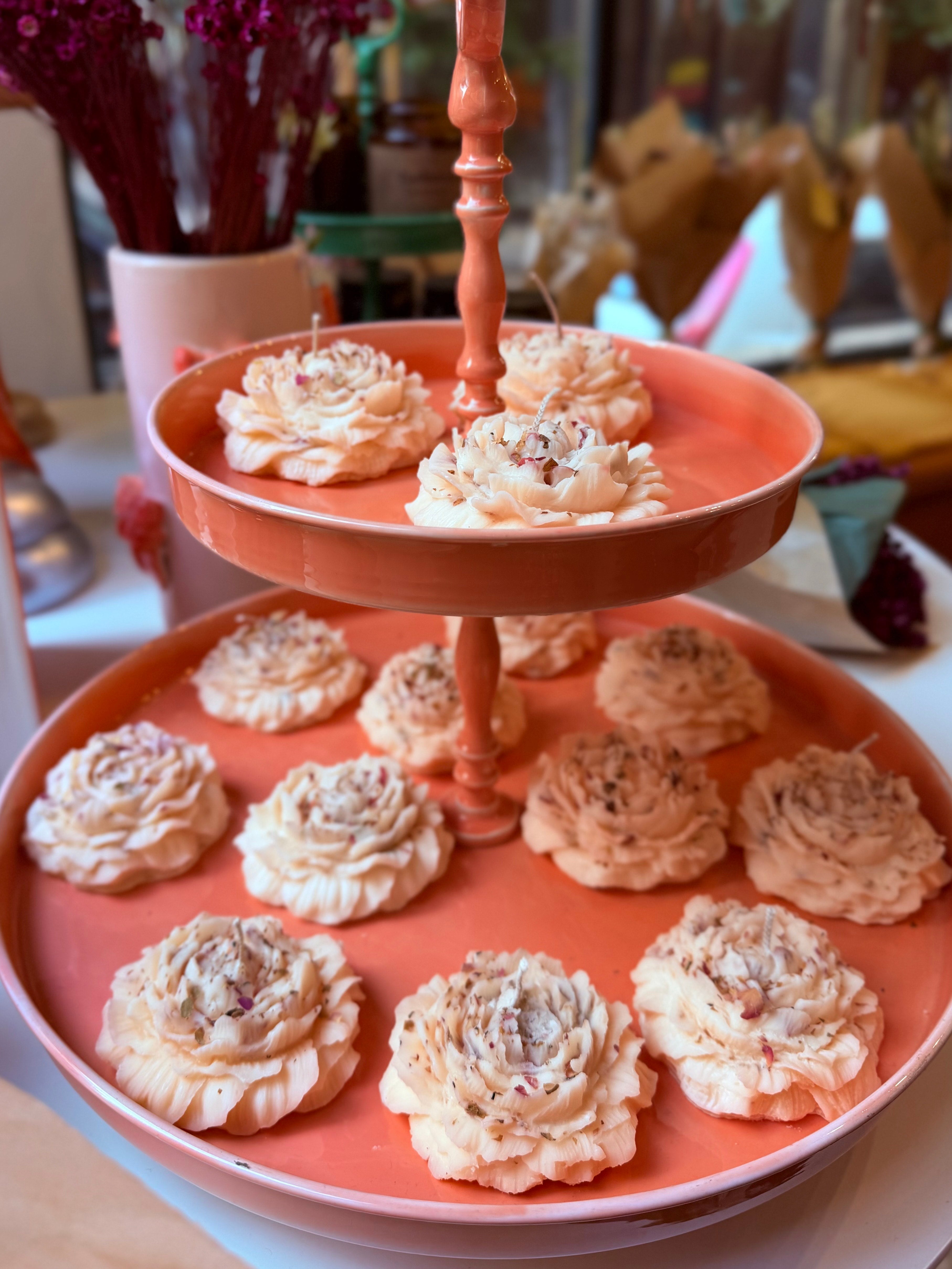 Peony shaped soy candle