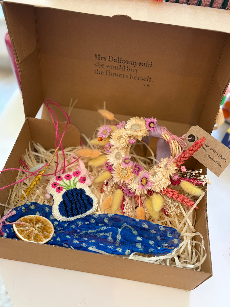 "Pretty Hanging Things" Gift Box
