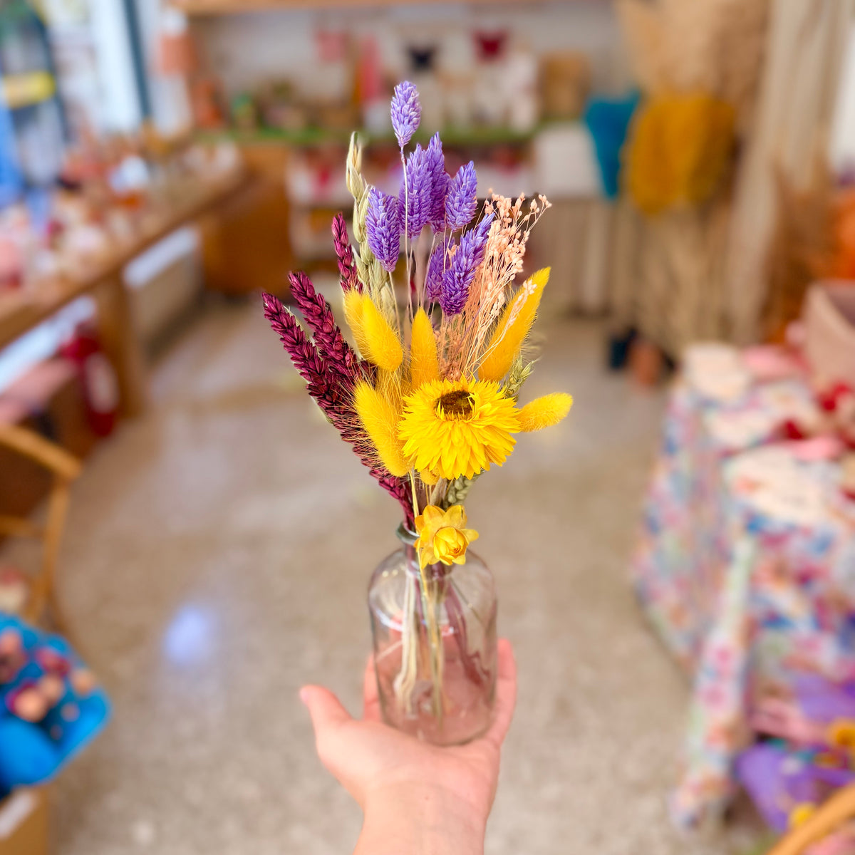 Glass vase with flowers